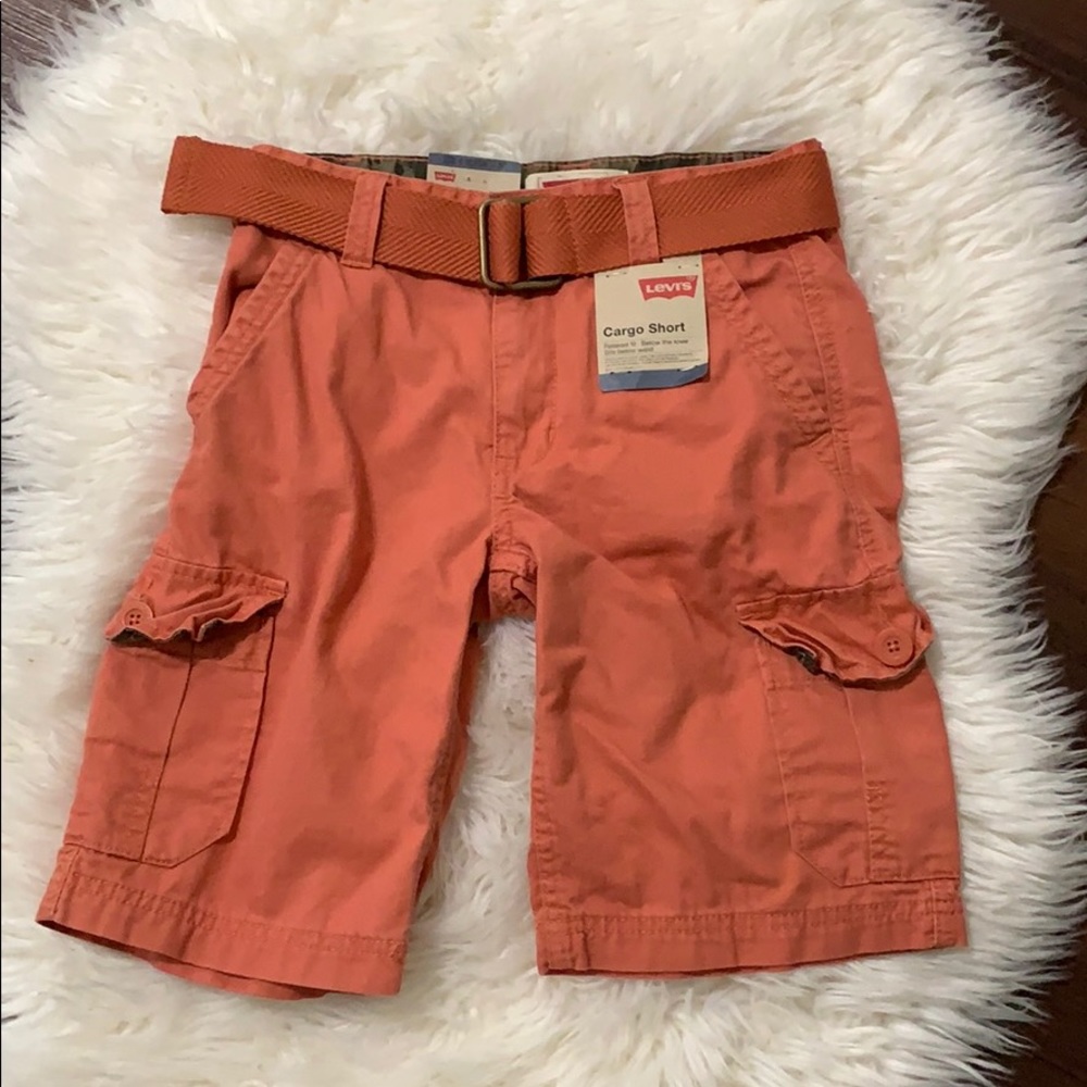 NWT Levi’s Cargo Shorts